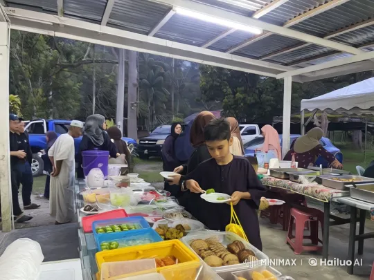 Traditional Feast Meets Kungfu Display in Bustling Outdoor Scene – AI Generated Video | Hailuo AI