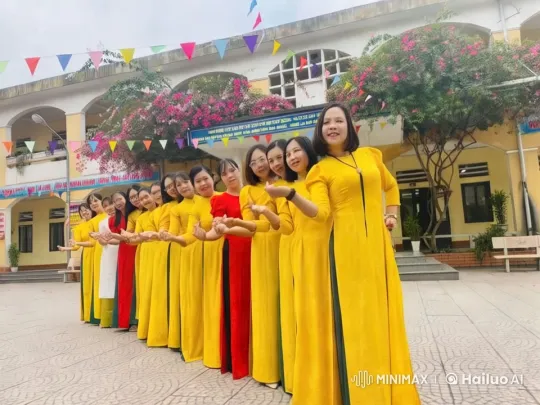 Cheerful Girls in Yellow Dresses at Festive Event – AI Generated Video | Hailuo AI