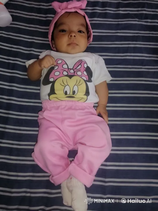 Baby Dances and Plays Kung Fu in Adorable Outfit – AI Generated Video | Hailuo AI