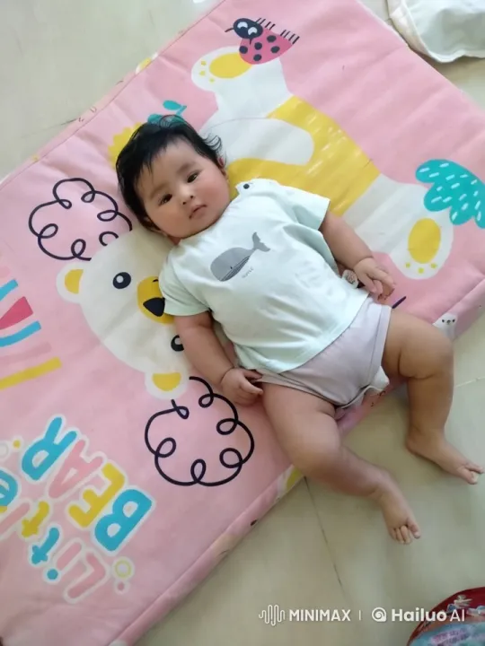 Baby's Joyful Dance and Playful Punches – AI Generated Video | Hailuo AI