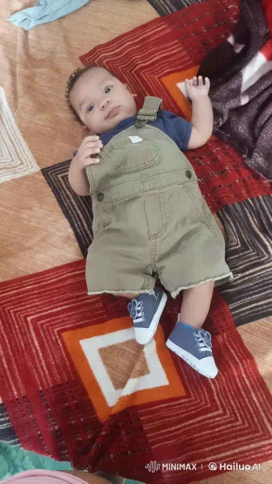 Baby's Joyful Dance and Kung Fu Pose – AI Generated Video | Hailuo AI