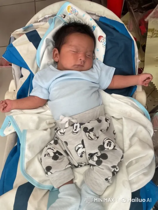 Baby's Playful Kung Fu Dance in Cozy Setting – AI Generated Video | Hailuo AI