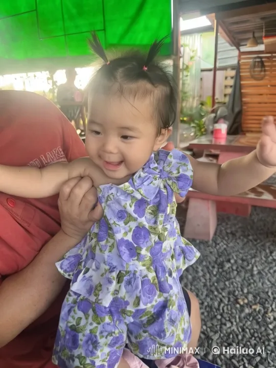 Baby Joyfully Dancing in Cozy Outdoor Setting – AI Generated Video | Hailuo AI