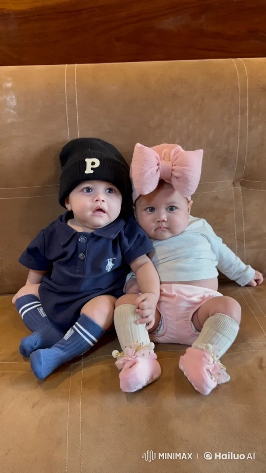 Twin Babies Showcase Adorable Styles and Moves – AI Generated Video | Hailuo AI