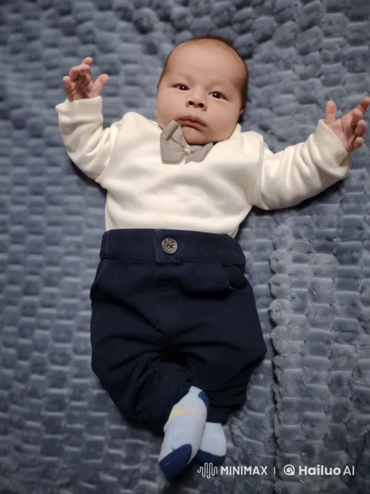 Baby's Playful Dance and Kung Fu Moves in Live2D – AI Generated Video | Hailuo AI
