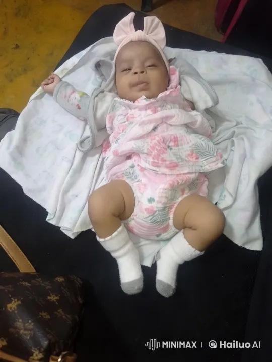 Baby's Joyful Dance in Cozy Setting – AI Generated Video | Hailuo AI