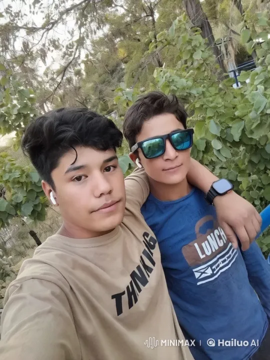 Intimate Friendship in a Lush, Serene Setting – AI Generated Video | Hailuo AI
