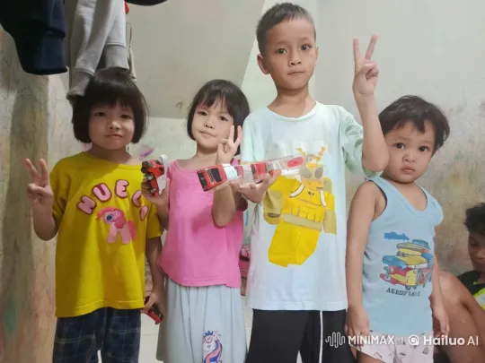 Children and Robots in Sci-Fi Beam Saber Battle – AI Generated Video | Hailuo AI