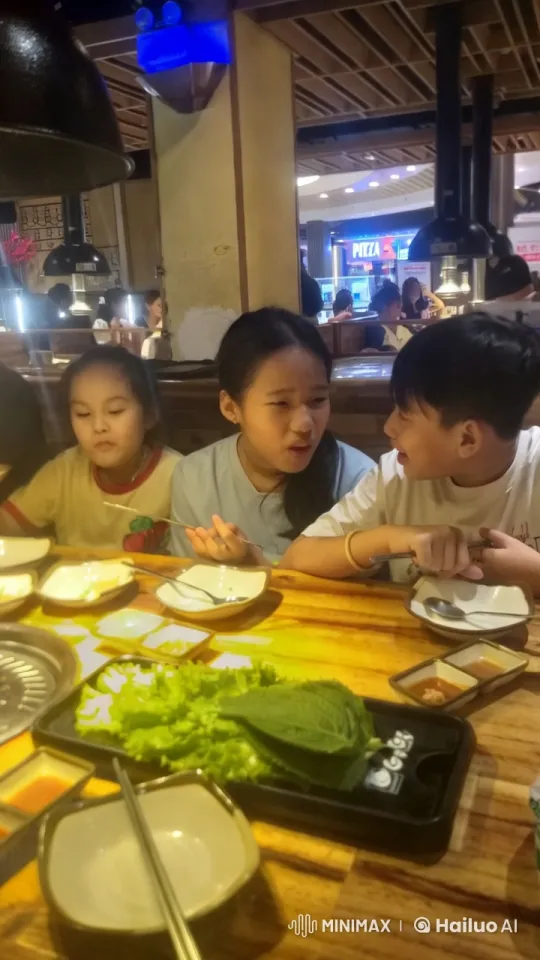 Animated Children at Bustling Family Restaurant – AI Generated Video | Hailuo AI
