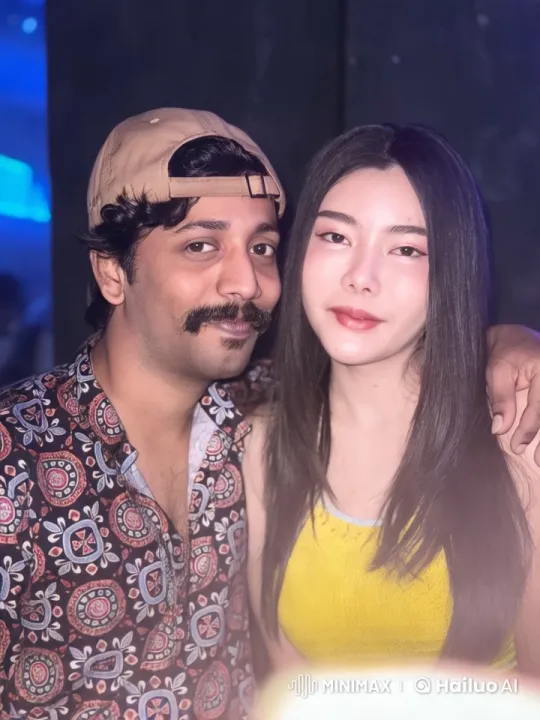 Couple's Intimate Kiss Captured in Soft Blue Light – AI Generated Video | Hailuo AI