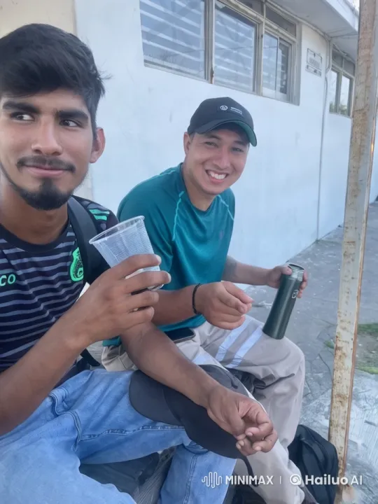 Two Friends Share a Tender Moment on a Sunny Day – AI Generated Video | Hailuo AI