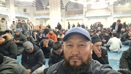 Joyful Communal Gathering in Ornate Hall – AI Generated Video | Hailuo AI