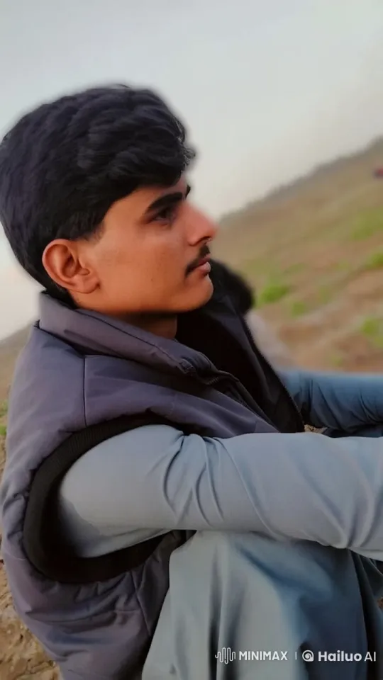 Intimate Moment: Two People Sharing Comfort and Affection in a Field – AI Generated Video | Hailuo AI