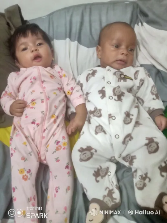Babies Dance Playfully in Onesies – AI Generated Video | Hailuo AI