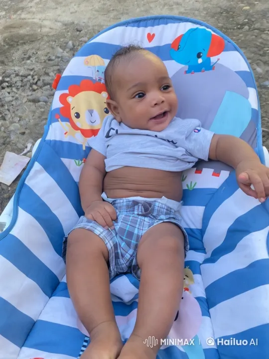 Baby's Joyful Dance and Kung Fu Moves – AI Generated Video | Hailuo AI