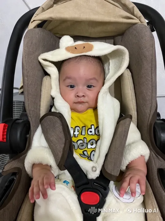 Baby in Onesie Performs Kung Fu Moves – AI Generated Video | Hailuo AI
