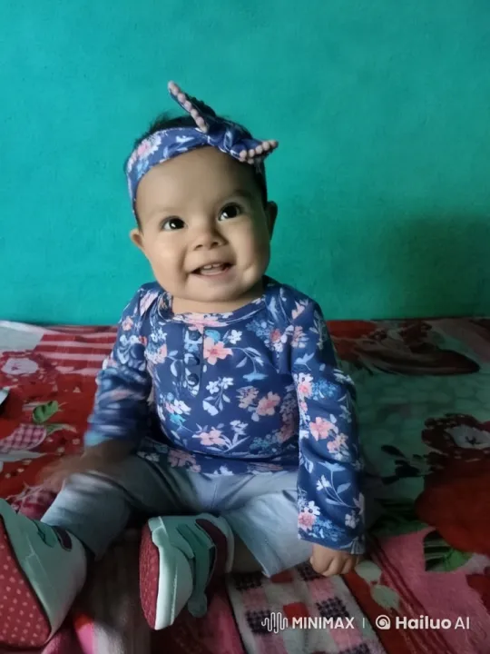 Baby's Joyful Dance in Colorful Setting – AI Generated Video | Hailuo AI