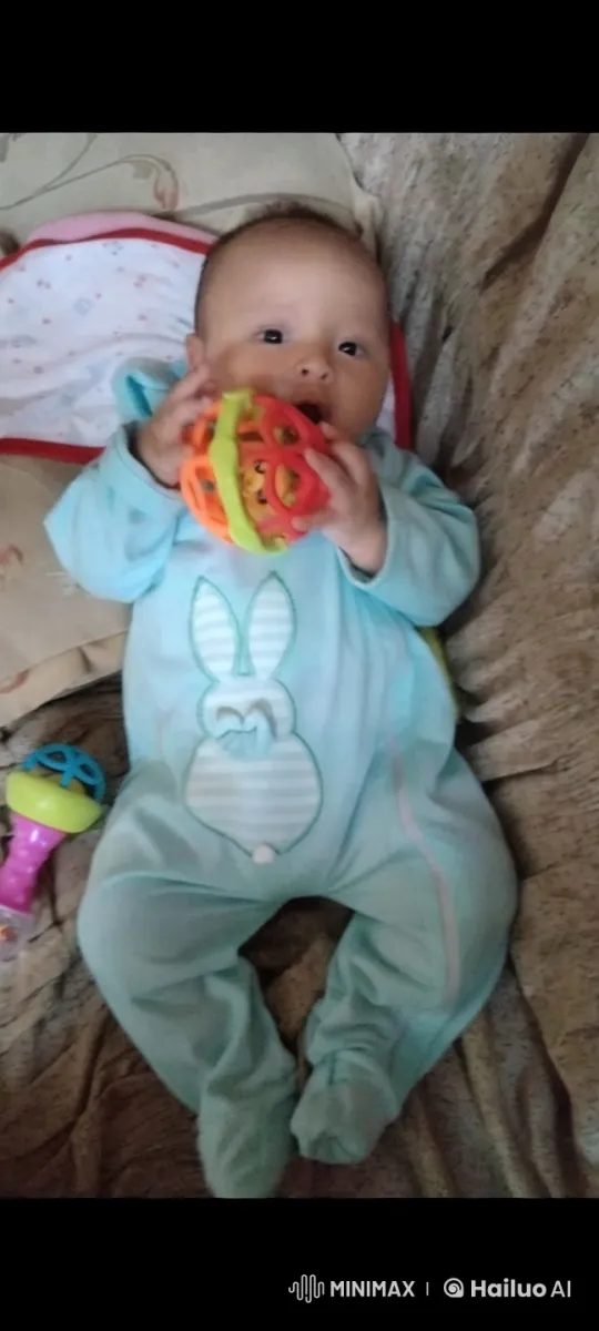 Baby's Joyful Dance and Playful Kung Fu Moves – AI Generated Video | Hailuo AI