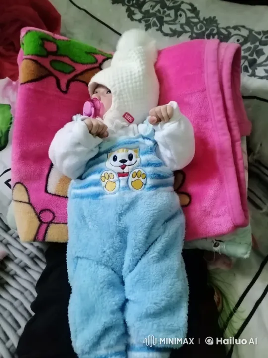 Cozy Nursery Scene with Happy Baby – AI Generated Video | Hailuo AI