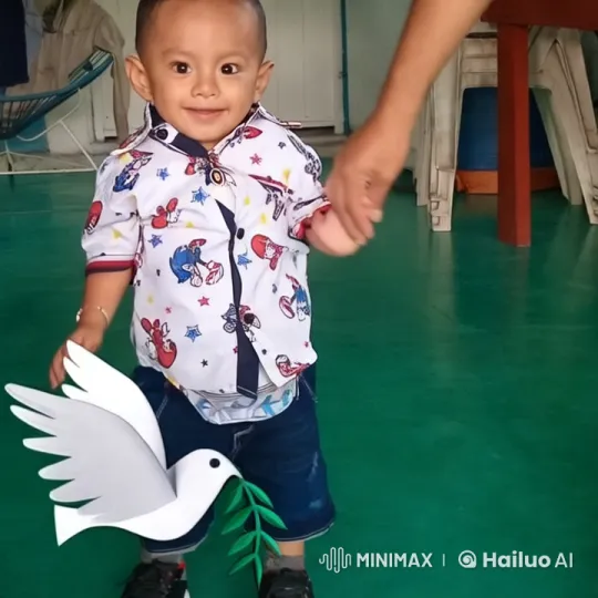 Child Practices Kung Fu in Playful Dance Routine – AI Generated Video | Hailuo AI