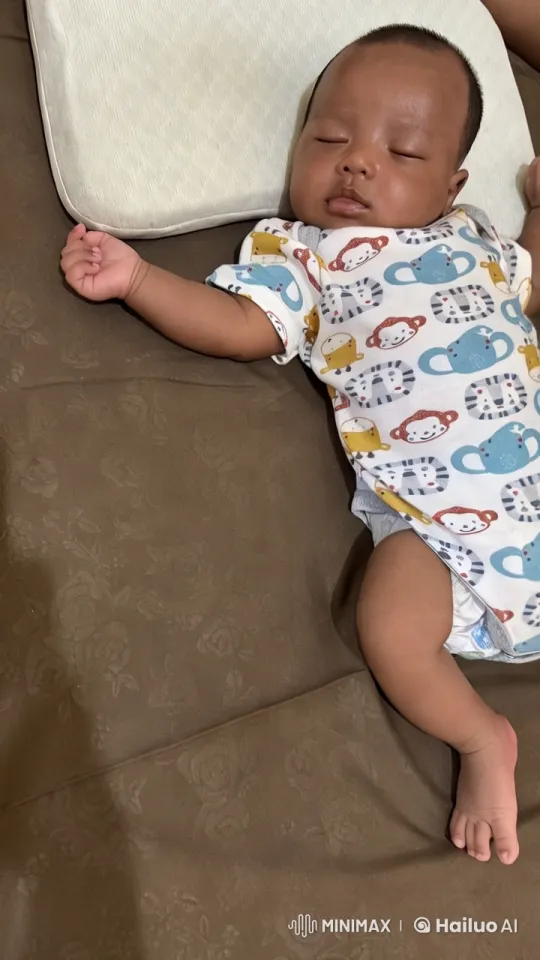 Baby's Joyful Dance and Playful Kungfu Moves – AI Generated Video | Hailuo AI