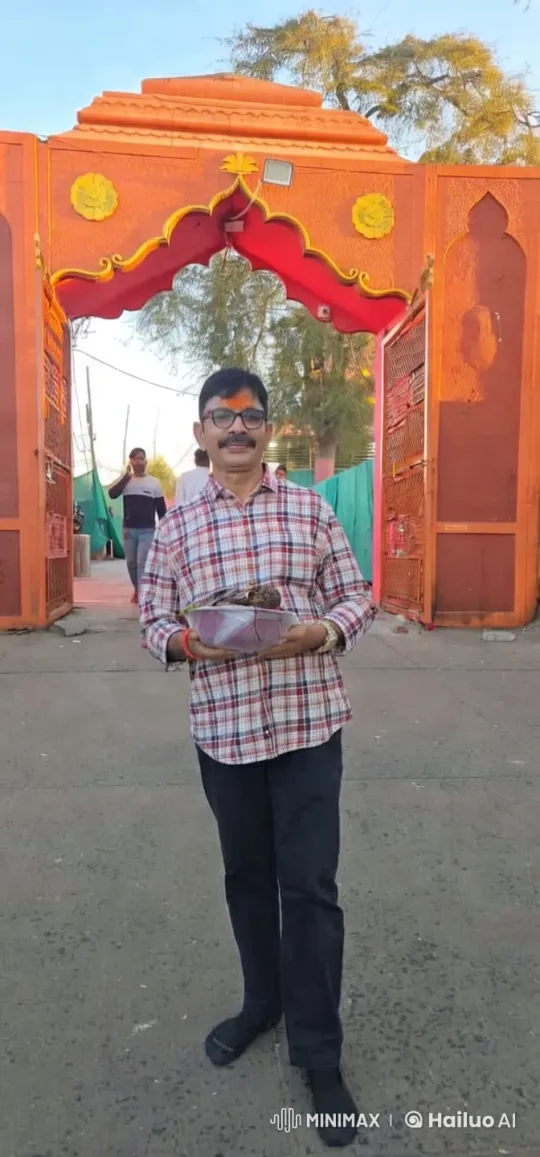 Cultural Festival: Man at Vibrant Entrance with Offerings – AI Generated Video | Hailuo AI