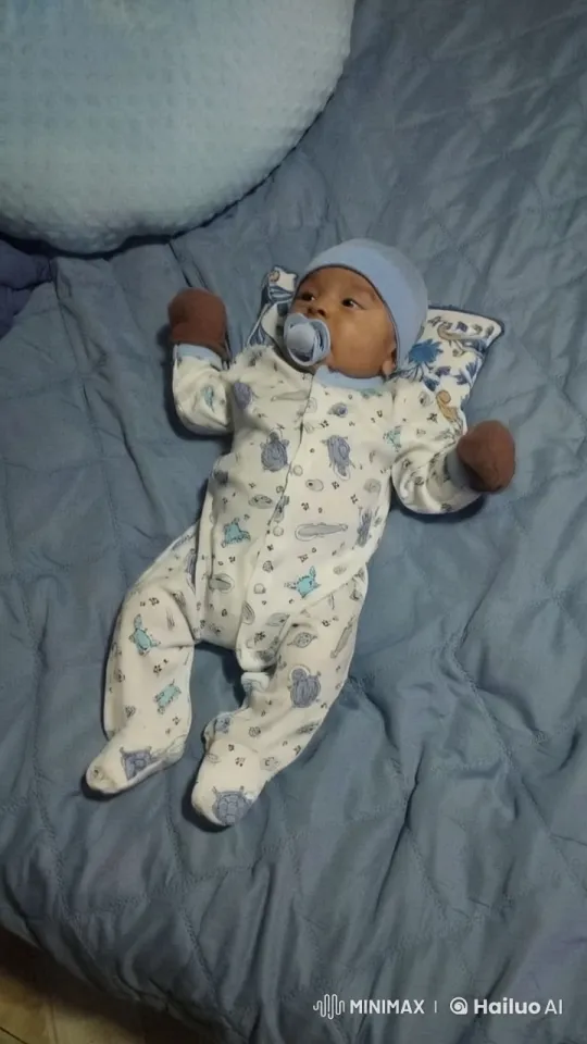 Baby Performs Impressive Kungfu on Blanket – AI Generated Video | Hailuo AI
