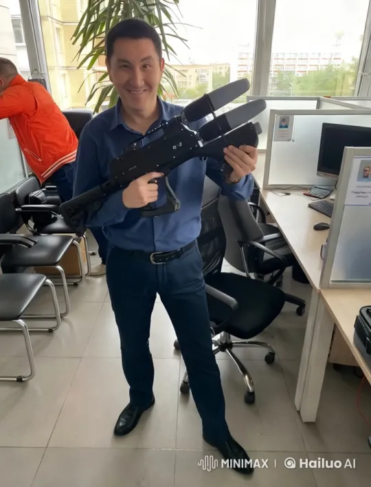 Office Worker Defends Against Drone Threat – AI Generated Video | Hailuo AI
