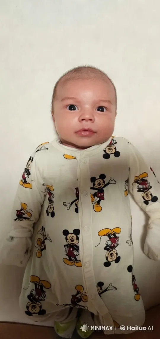 Baby's Joyful Dance and Playful Kung Fu Moves – AI Generated Video | Hailuo AI