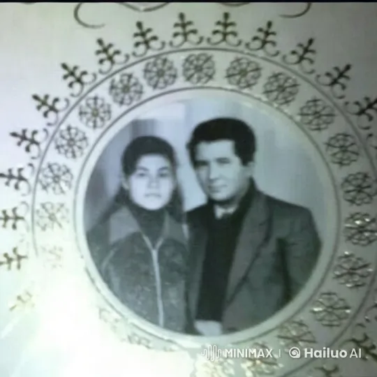 Vintage Portrait Analysis: Couple in Formal Attire – AI Generated Video | Hailuo AI
