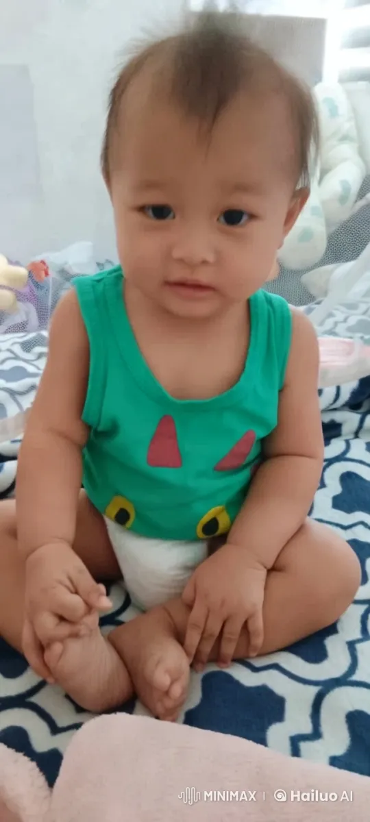 Baby Dancing Enthusiastically on Patterned Blanket – AI Generated Video | Hailuo AI
