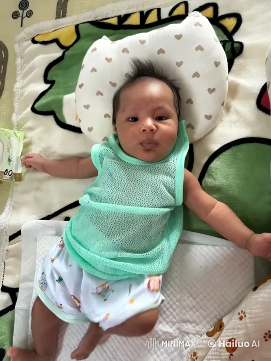 Baby Dancing and Punching on Colorful Blanket – AI Generated Video | Hailuo AI