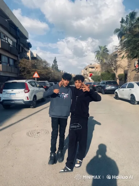 Dancers Express Energy in Urban Setting – AI Generated Video | Hailuo AI