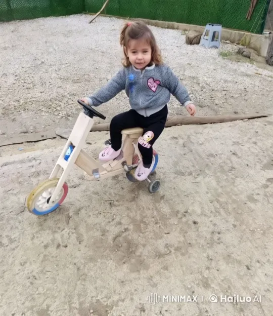 Gravel Yard Dance: Young Girl's Joyful Kung Fu Moves – AI Generated Video | Hailuo AI
