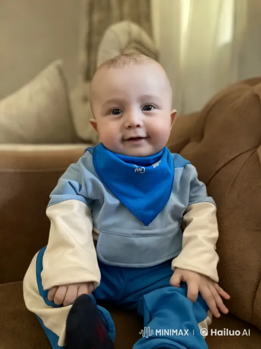 Baby's Joyful Dance and Playful Kung Fu Moves – AI Generated Video | Hailuo AI