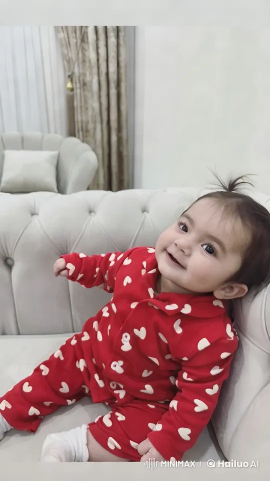 Baby's Joyful Dance and Playful Kung Fu Moves – AI Generated Video | Hailuo AI