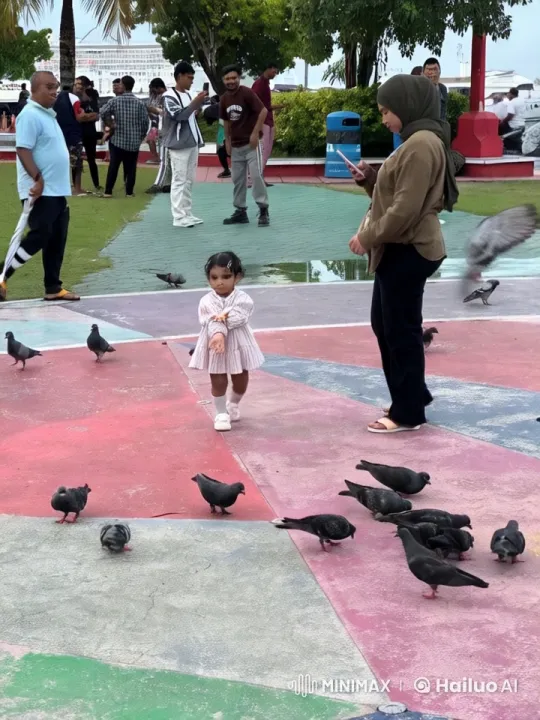 Woman and Girl Fight Amidst Park Pigeons – AI Generated Video | Hailuo AI