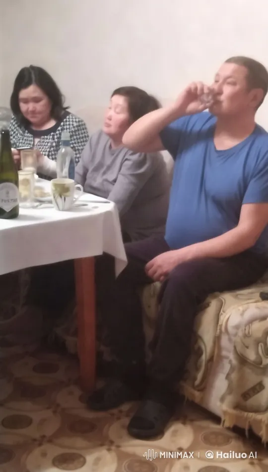 Man's Joyful Dance Turns to Sadness in Empty Room – AI Generated Video | Hailuo AI
