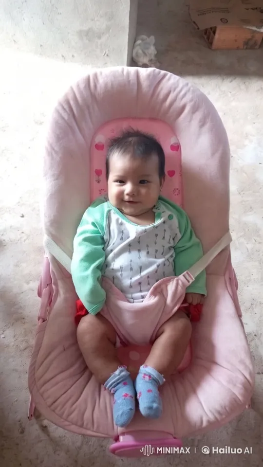 Baby's Playful Boxing and Kung Fu Moves – AI Generated Video | Hailuo AI