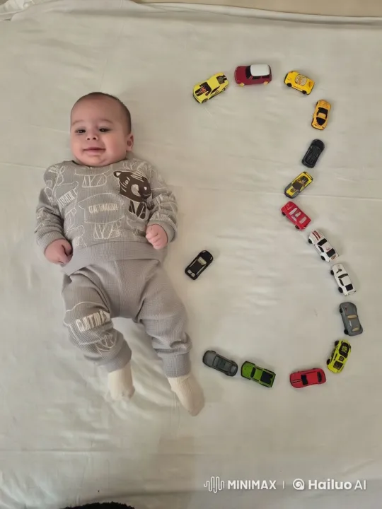 Baby's Playful Dance and Kung Fu Moves – AI Generated Video | Hailuo AI