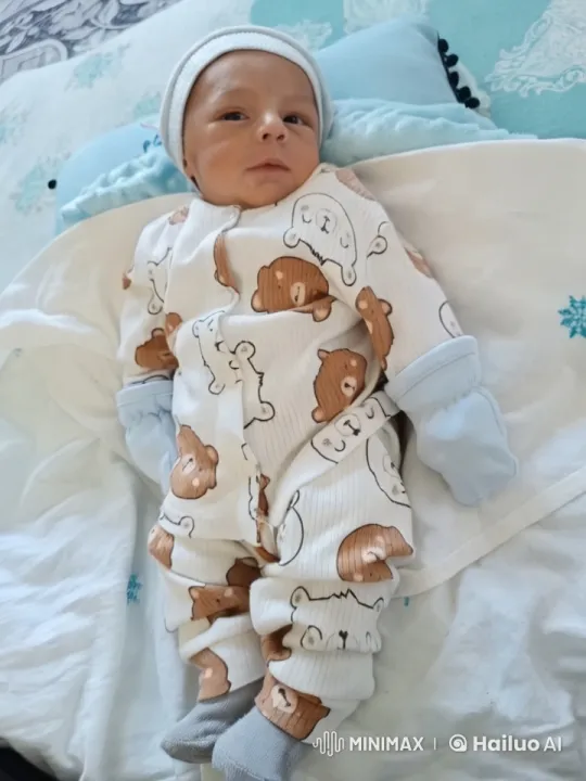 Baby's Playful Dance and Energetic Moves – AI Generated Video | Hailuo AI