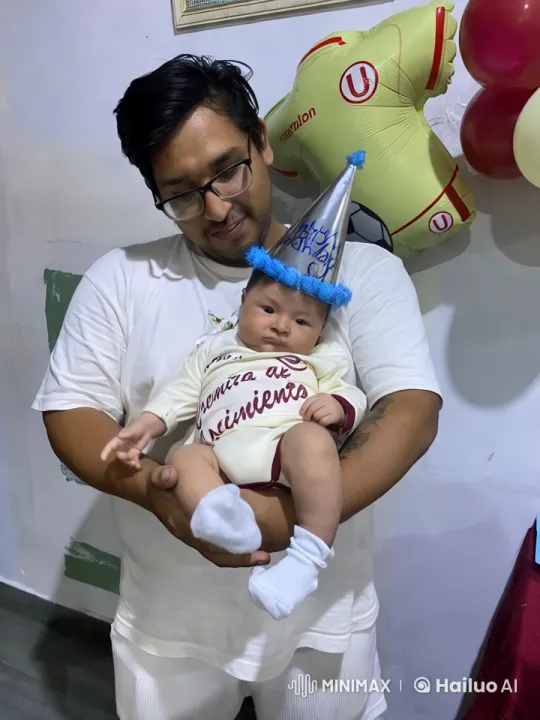 Man and Baby Enjoy Playful Dance and Kung-Fu Moves – AI Generated Video | Hailuo AI