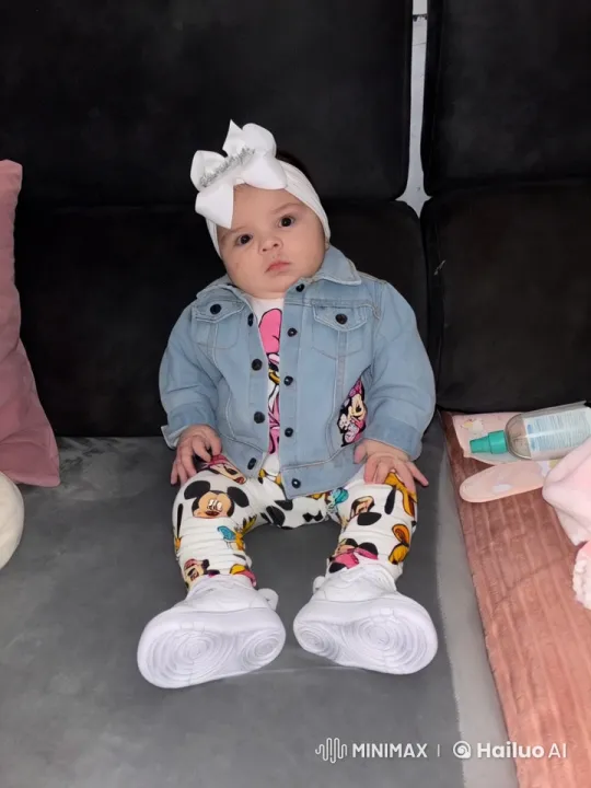 Baby's Joyful Dance and Playful Kung Fu Poses – AI Generated Video | Hailuo AI
