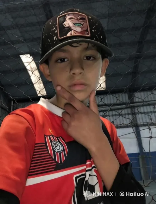 Young Athlete Showcases Sports Style in Indoor Facility – AI Generated Video | Hailuo AI