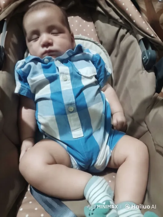 Baby Kung Fu Dancer in Stroller Artistic Video – AI Generated Video | Hailuo AI