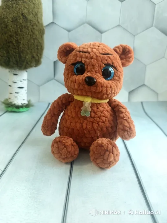 Aesthetic Teddy Bear Captured in Dynamic Video Shot – AI Generated Video | Hailuo AI