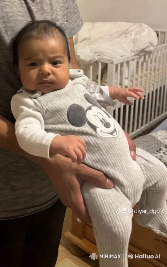 Baby in Mickey Outfit Mimics Kung Fu Dances – AI Generated Video | Hailuo AI