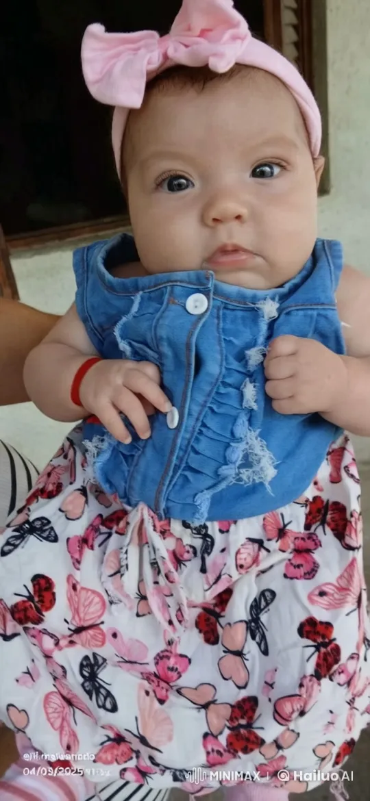 Baby Dancing and Boxing in Colorful Outfit – AI Generated Video | Hailuo AI