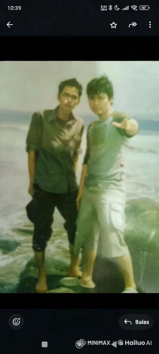 Young Men Display Martial Arts by the Sea – AI Generated Video | Hailuo AI