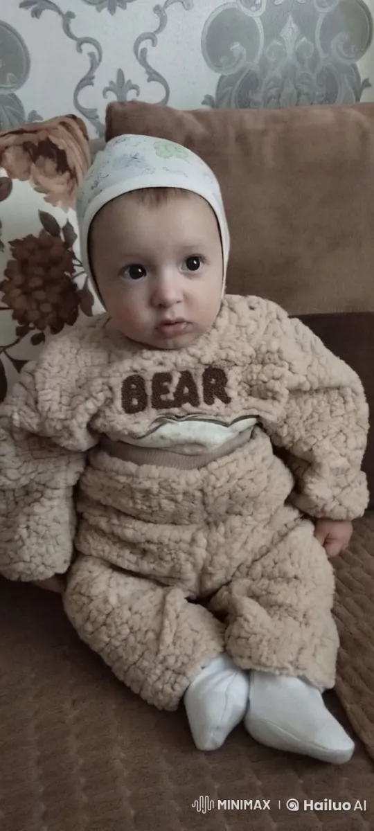 Cozy Pet in Fleece Suit Does Chores – AI Generated Video | Hailuo AI